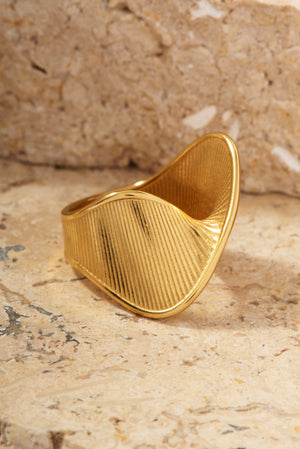 KOKO Twisted Ribbon Ring-GOLD