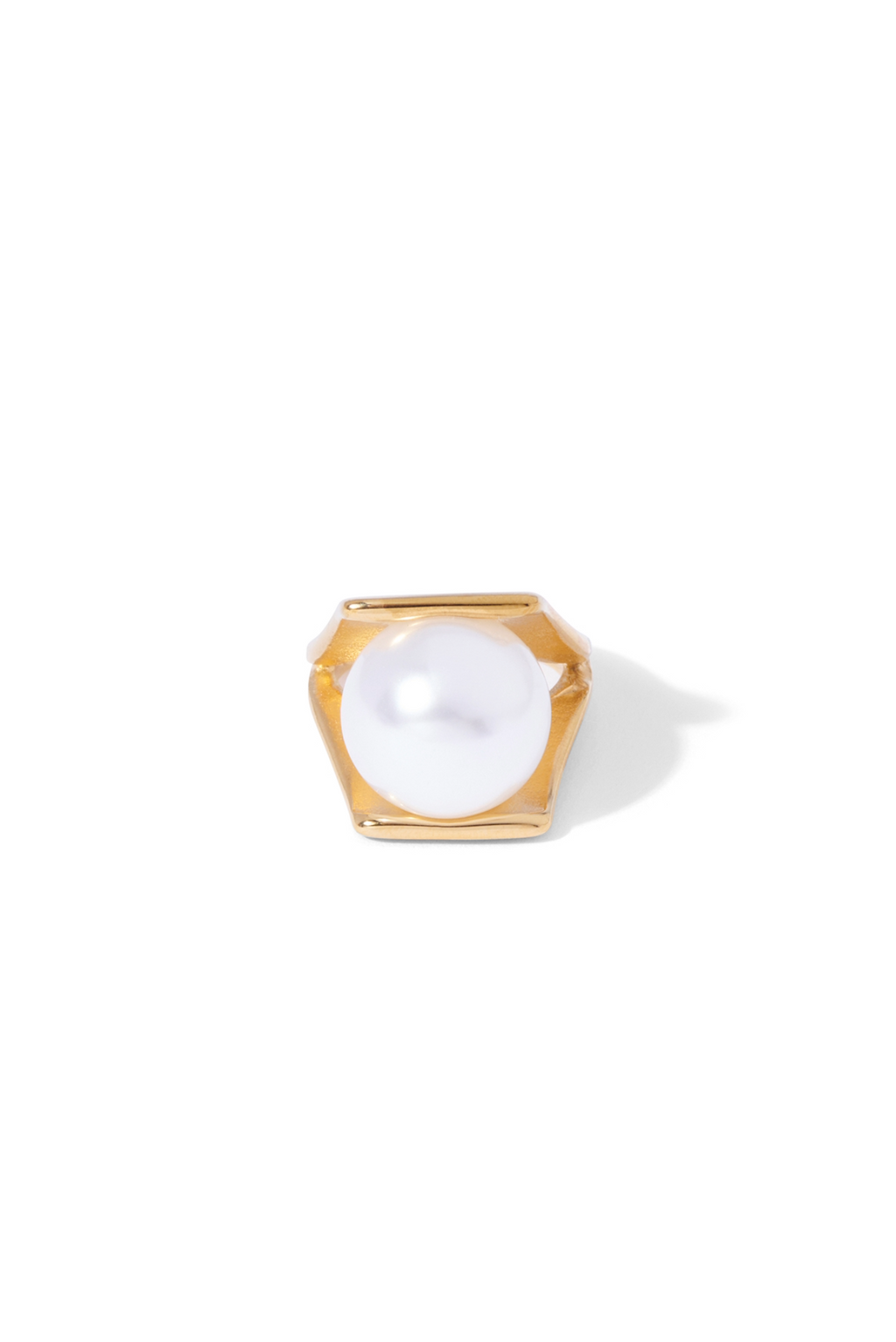 Elevated Pearl ring - gold